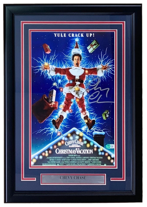 Chevy Chase Signed Framed 11x17 Lampoons Christmas Vacation Photo BAS